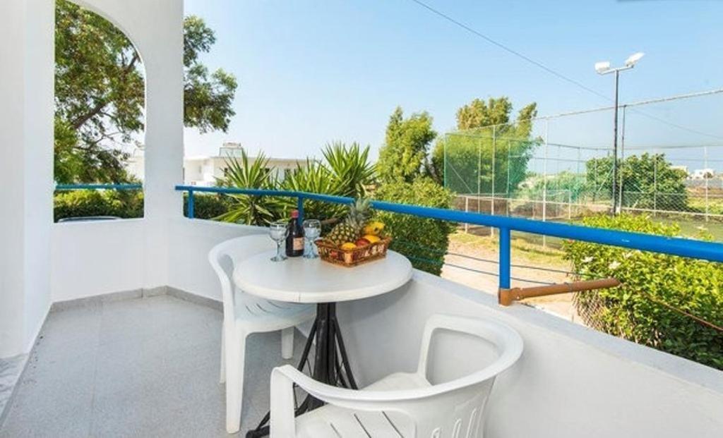 Evi Apartments And Studios Theológos Quarto foto