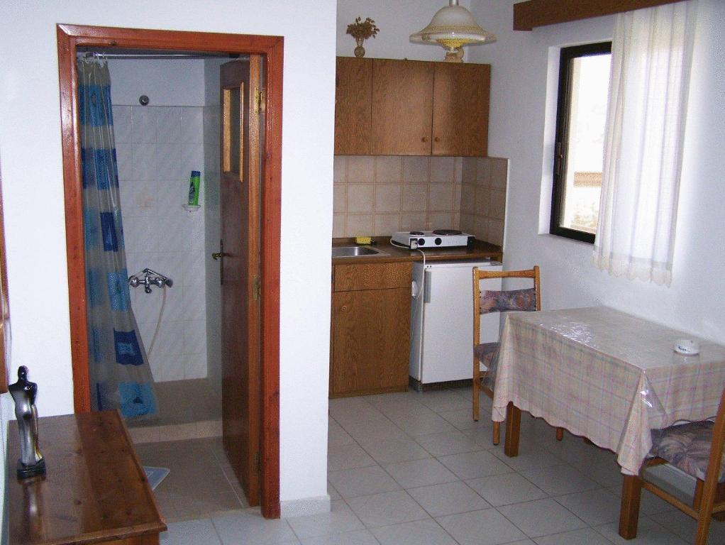 Evi Apartments And Studios Theológos Quarto foto